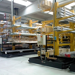 Storage of long items_Cantilever rack